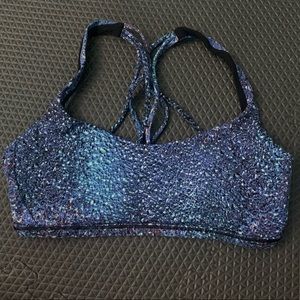 Lululemon size 6 blue speckled sports bra